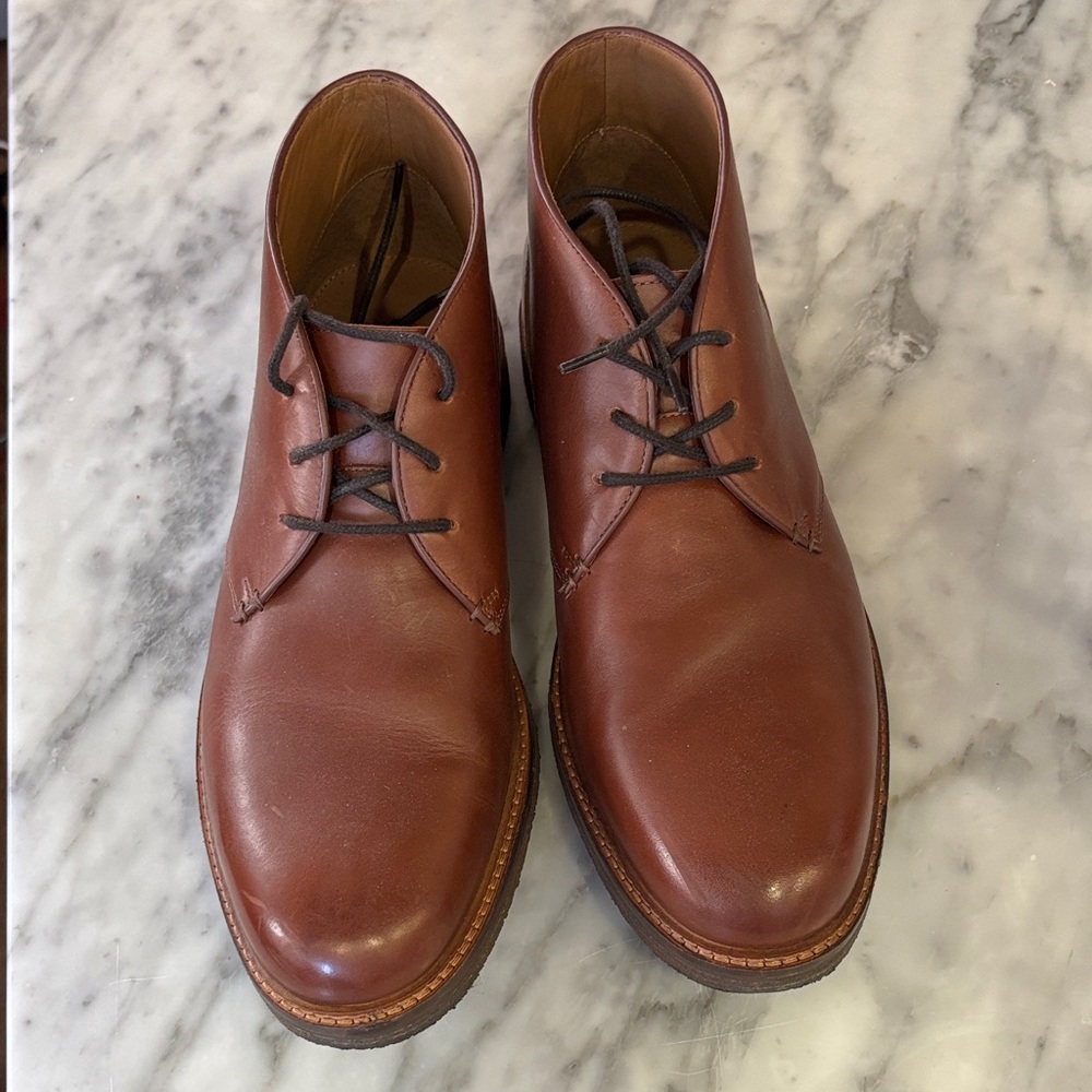 Johnston & Murphy Men's Brown Leather Chukka Boots - Classic Casual Dress